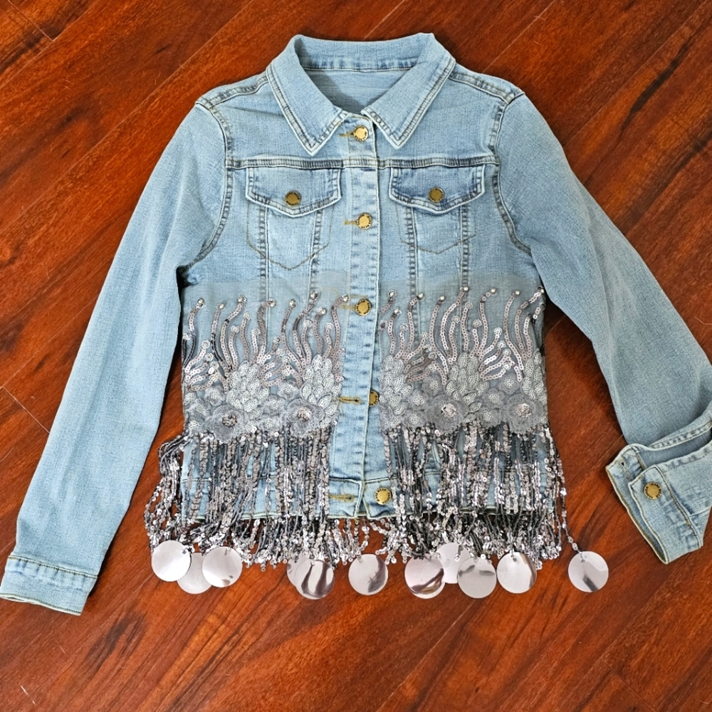 Fashion denim jacket